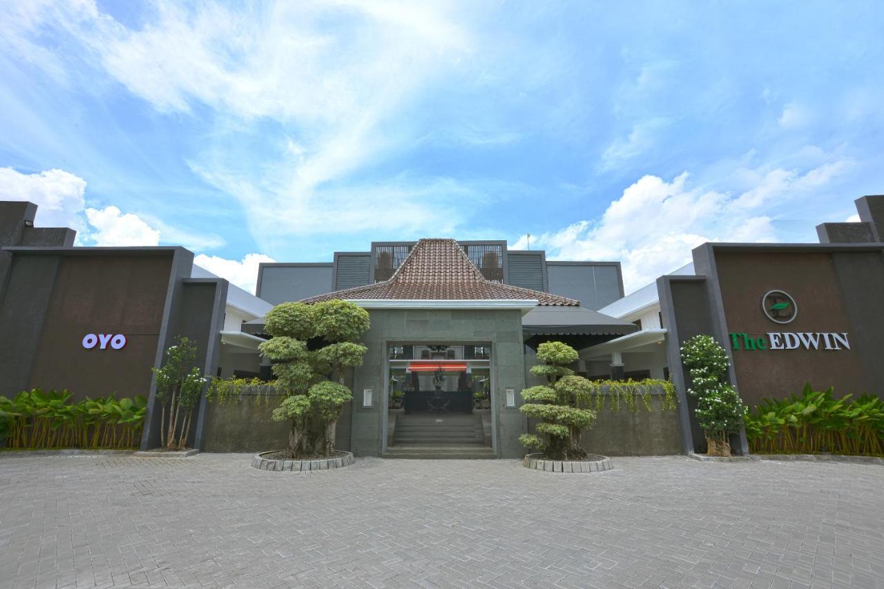 Hotel The Edwin Syariah Ngabean Esterno foto