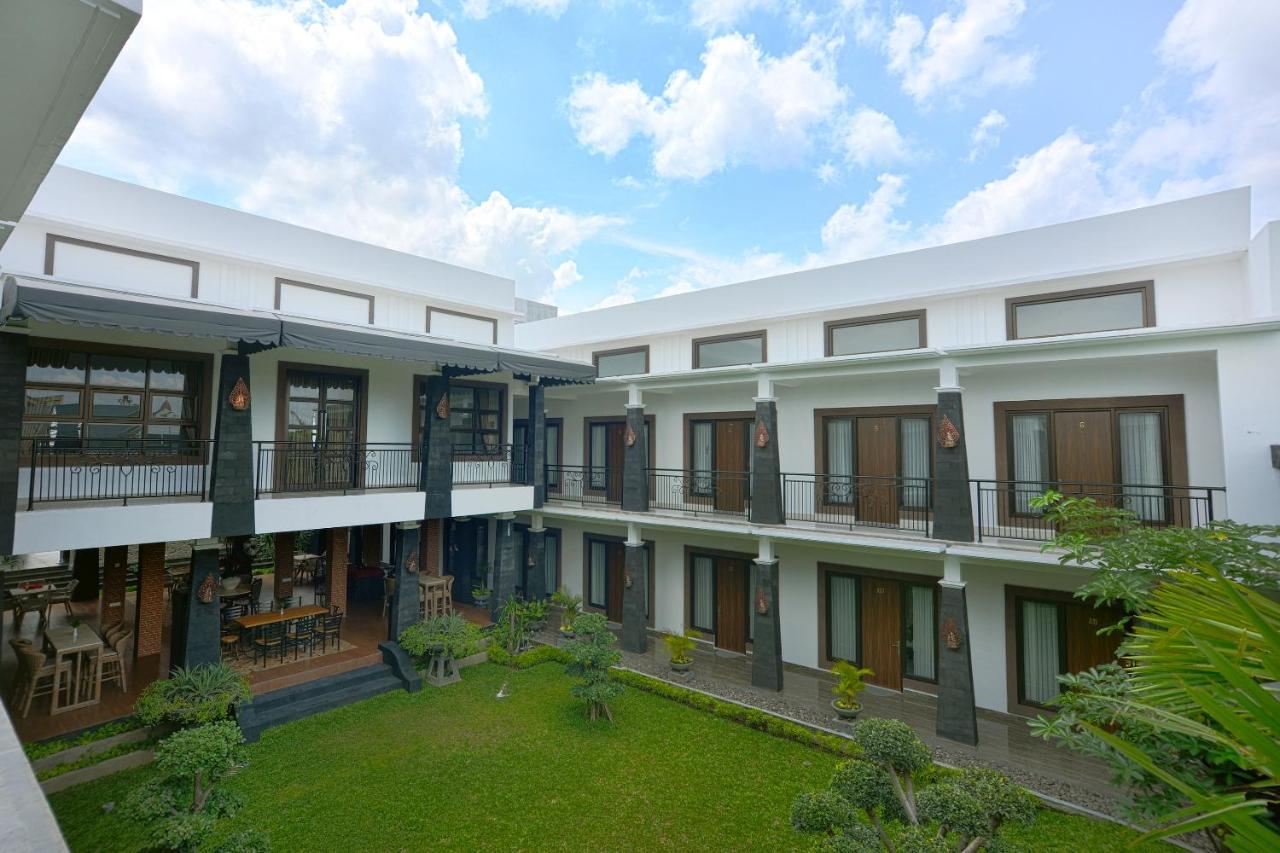 Hotel The Edwin Syariah Ngabean Esterno foto