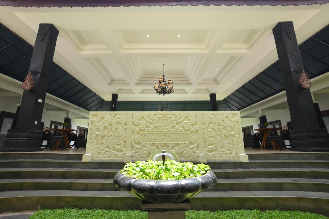 Hotel The Edwin Syariah Ngabean Esterno foto